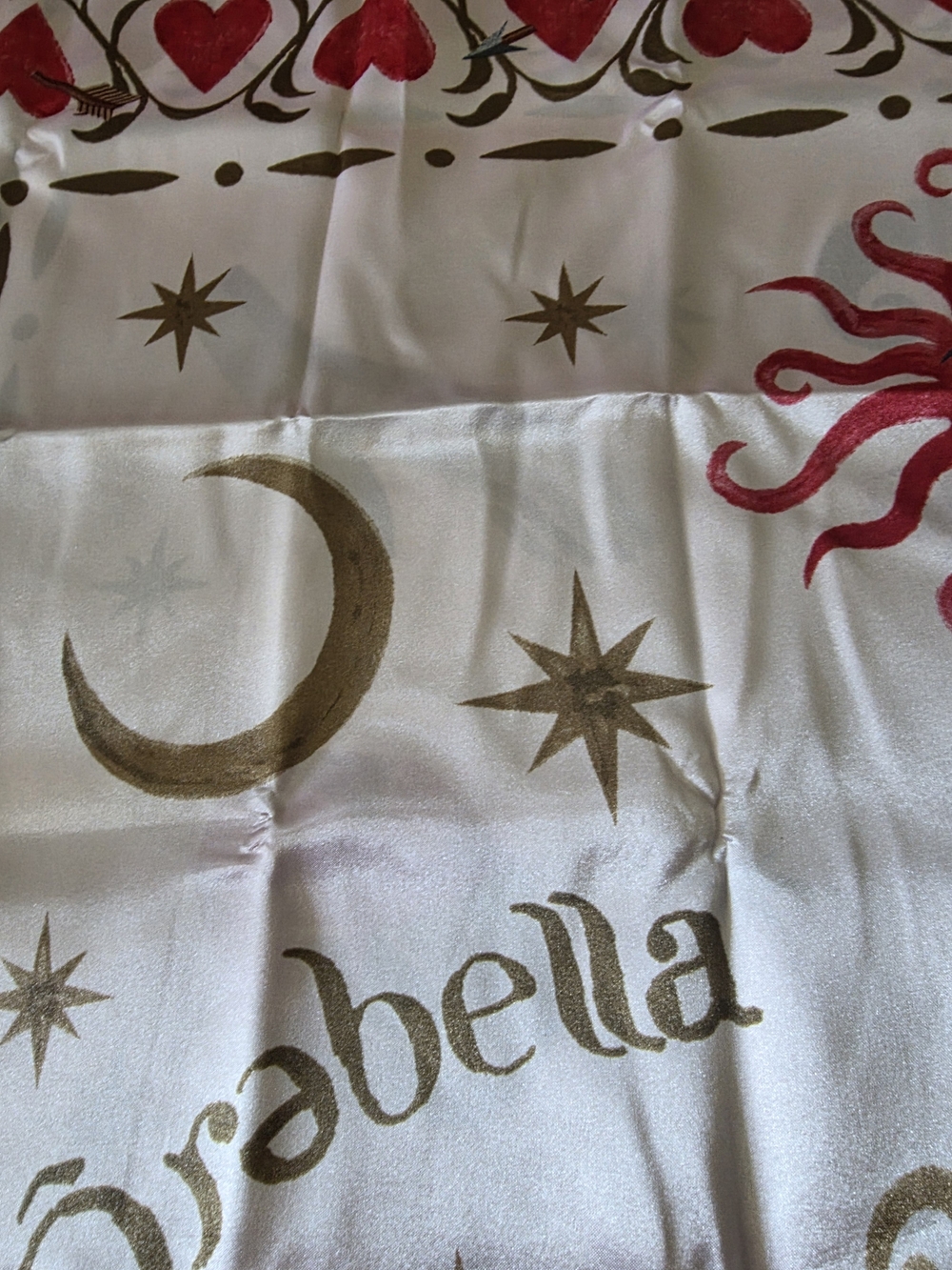 Orabella Signature Scarf Gift Box in Red and Gold - Picture 5 of 9